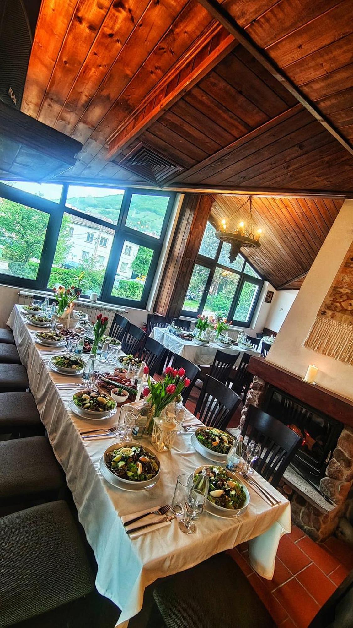 Hotel Kiprovets Chiprovtsi Eksteriør billede